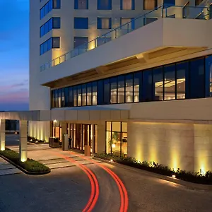 Hotel Park Plaza Zirakpur, Zirakpur